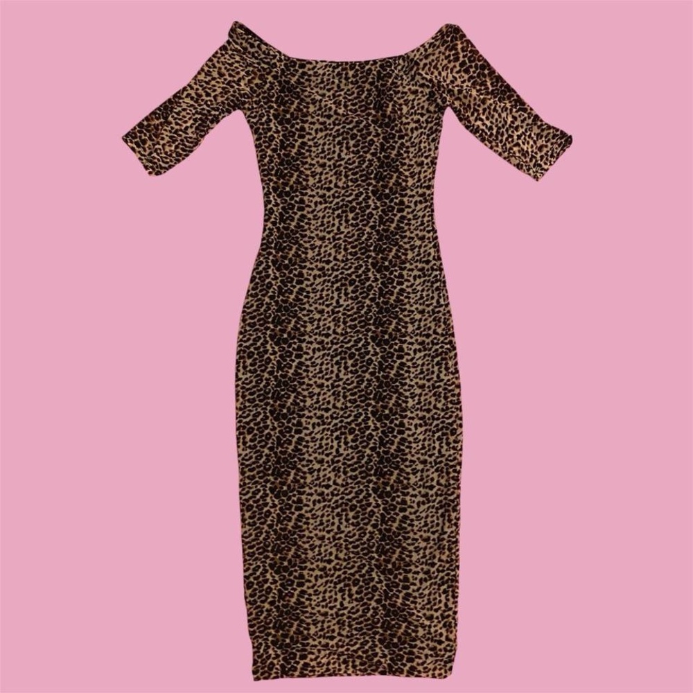 Off the shoulder leopard print midi dress